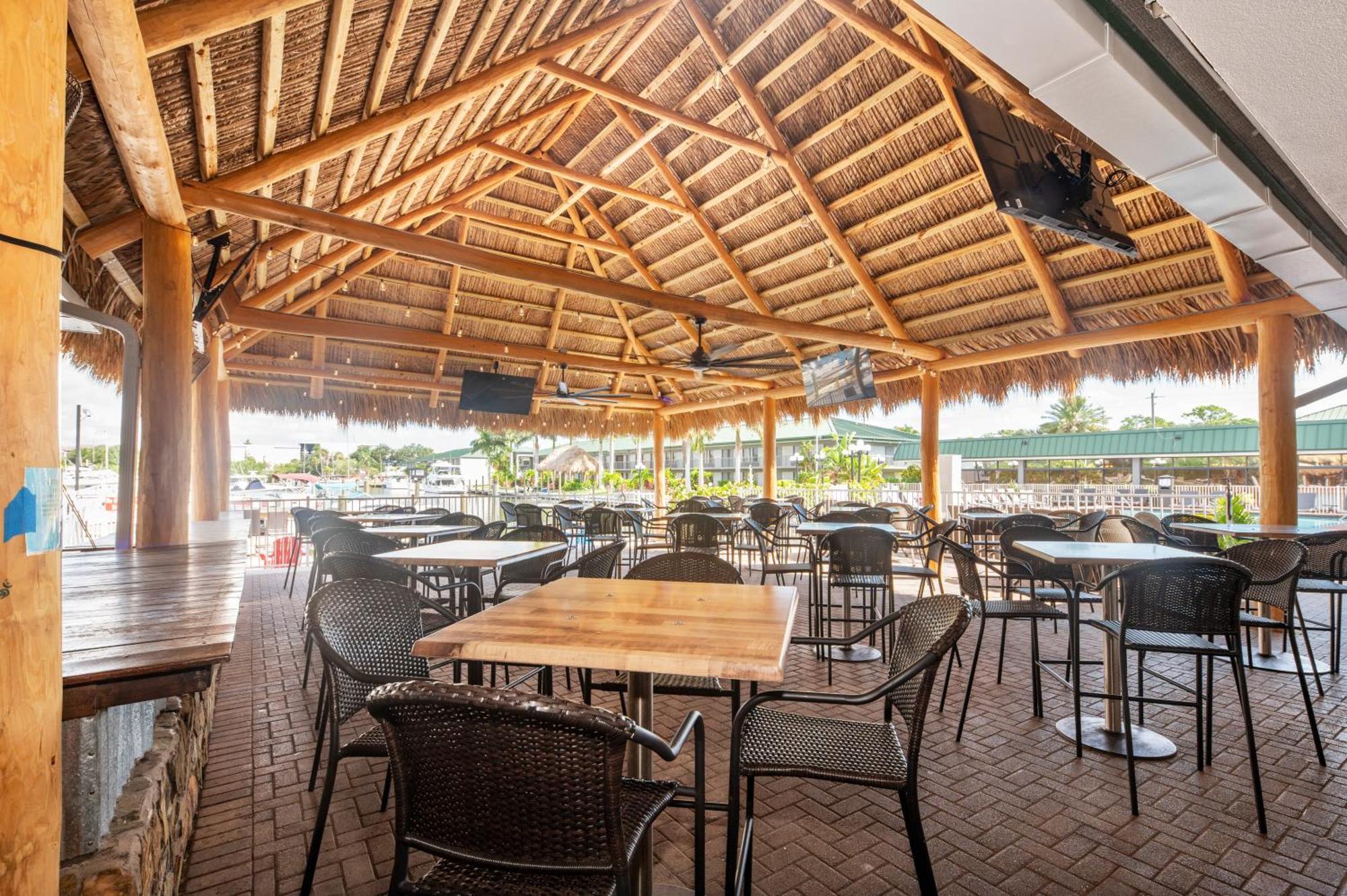 Aparthotel Bay Breeze South Bradenton Exteriér fotografie